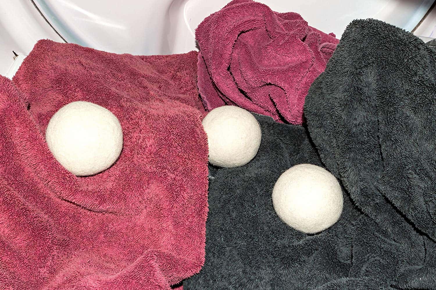100% Organic Reusable Wrinkles Handmade Dryer Balls Saves Drying Time & Chemical Free Felt laundry ball Wool felt dry ball
