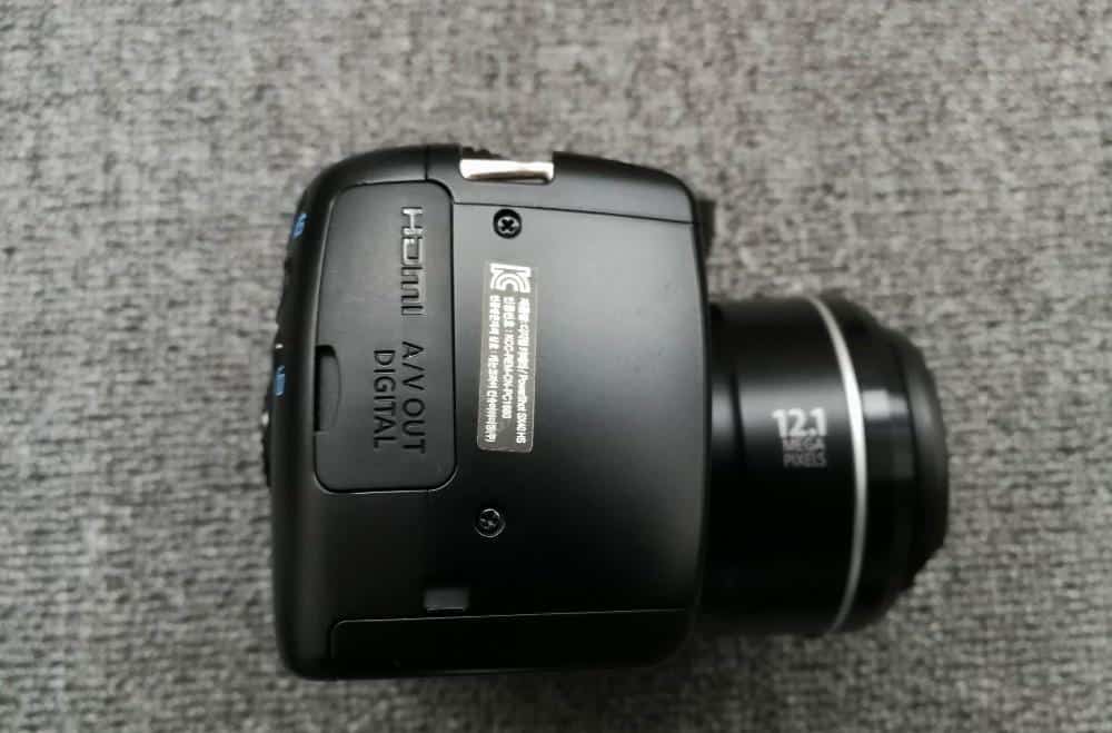 USED Canon SX40 HS 12.1MP Digital Camera with 35x Wide Angle Optical Image Stabilized Zoom and 2.7-Inch Vari-Angle Wide LCD